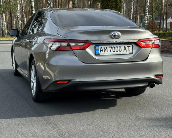 Серый Тойота Камри, объемом двигателя 2.5 л и пробегом 133 тыс. км за 25555 $, фото 14 на Automoto.ua