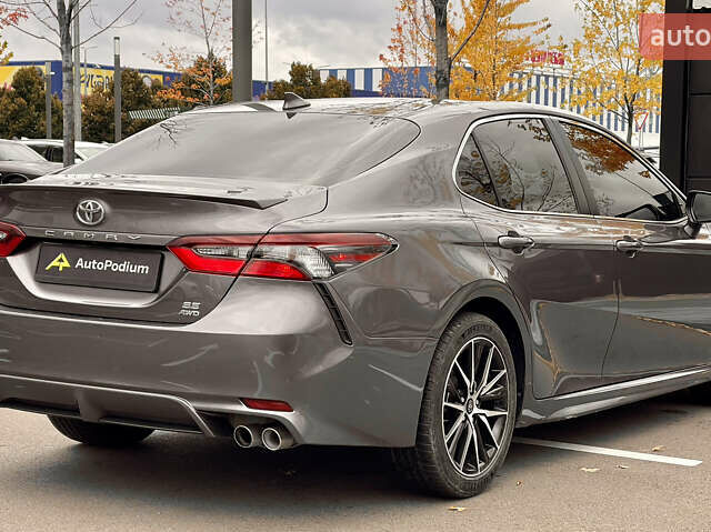 Тойота Камрі 2021 у Києві на Automoto.ua Сірий Тойота Камрі, об'ємом двигуна 2.49 л та пробігом 84 тис. км за 25900 $, фото 10 на Automoto.ua