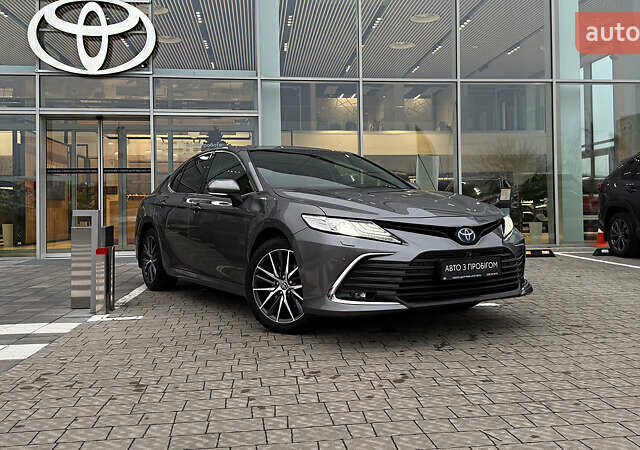 Серый Тойота Камри, объемом двигателя 2.49 л и пробегом 147 тыс. км за 29990 $, фото 18 на Automoto.ua