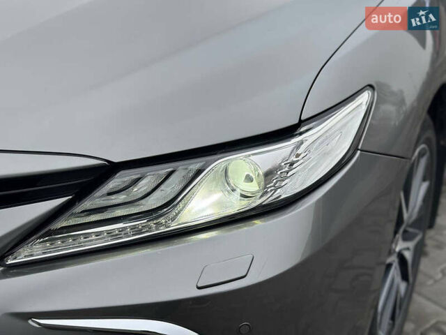 Серый Тойота Камри, объемом двигателя 2.49 л и пробегом 90 тыс. км за 30999 $, фото 56 на Automoto.ua