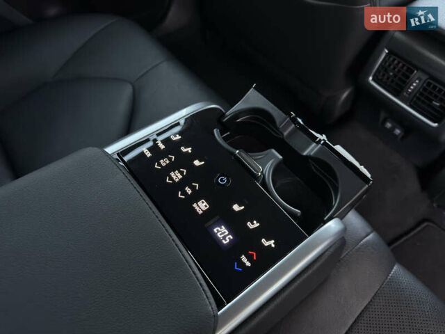 Тойота Камри 2021 в Днепре (Днепропетровске) на Automoto.ua Серый Тойота Камри, объемом двигателя 2.49 л и пробегом 78 тыс. км за 28999 $, фото 35 на Automoto.ua