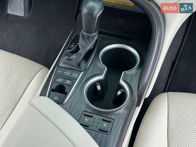 Серый Тойота Камри, объемом двигателя 2.49 л и пробегом 90 тыс. км за 30999 $, фото 41 на Automoto.ua