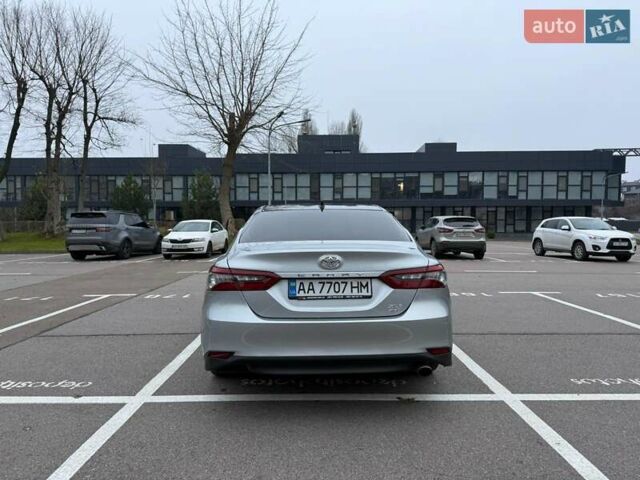 Серый Тойота Камри, объемом двигателя 2.49 л и пробегом 51 тыс. км за 29000 $, фото 4 на Automoto.ua