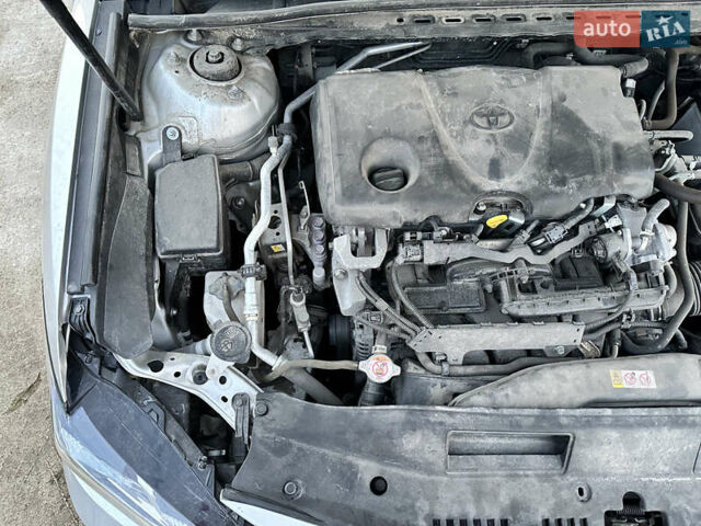 Серый Тойота Камри, объемом двигателя 2.49 л и пробегом 93 тыс. км за 18000 $, фото 9 на Automoto.ua