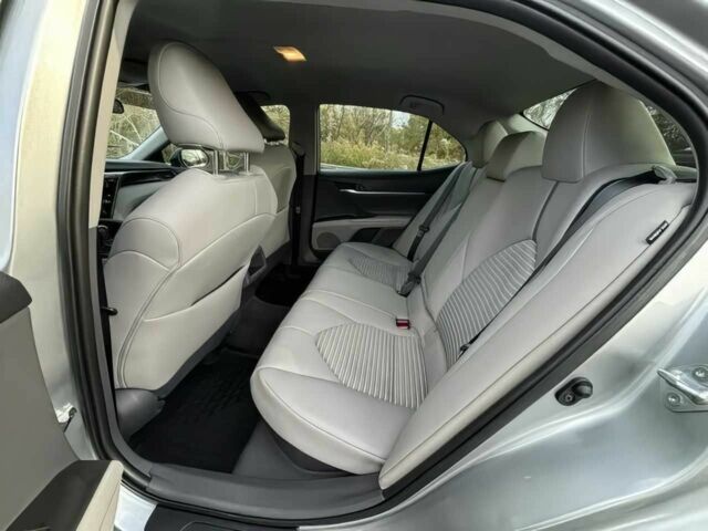 Тойота Камри 2021 в Житомире на Automoto.ua Серый Тойота Камри, объемом двигателя 2.5 л и пробегом 25 тыс. км за 21300 $, фото 9 на Automoto.ua