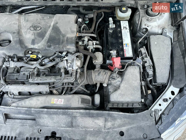Серый Тойота Камри, объемом двигателя 2.49 л и пробегом 93 тыс. км за 18000 $, фото 10 на Automoto.ua