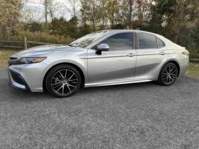 Тойота Камри 2021 в Житомире на Automoto.ua Серый Тойота Камри, объемом двигателя 2.5 л и пробегом 25 тыс. км за 21300 $, фото 3 на Automoto.ua