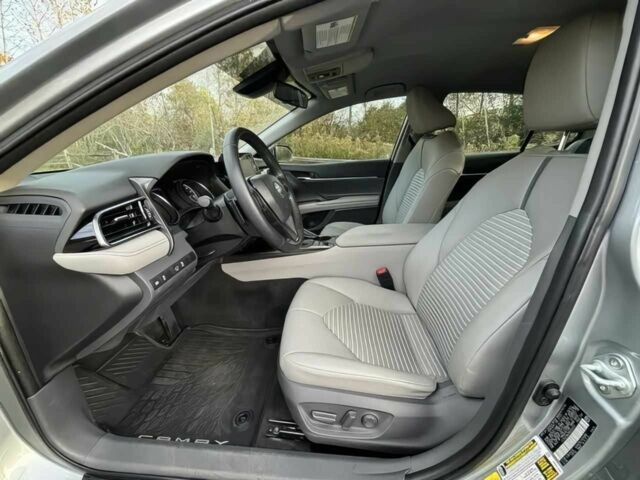 Тойота Камри 2021 в Житомире на Automoto.ua Серый Тойота Камри, объемом двигателя 2.5 л и пробегом 25 тыс. км за 21300 $, фото 7 на Automoto.ua