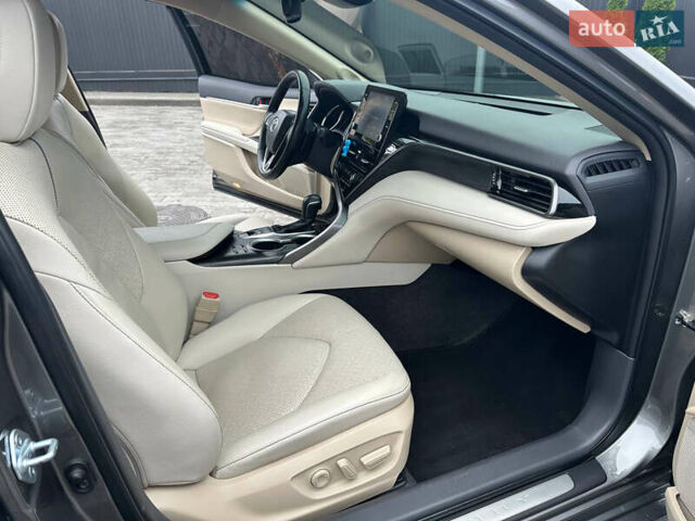 Серый Тойота Камри, объемом двигателя 2.49 л и пробегом 90 тыс. км за 30999 $, фото 31 на Automoto.ua