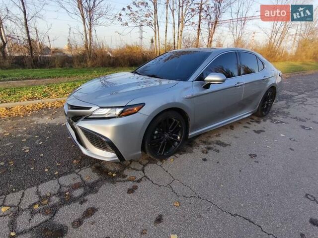 Серый Тойота Камри, объемом двигателя 2.49 л и пробегом 111 тыс. км за 25900 $, фото 2 на Automoto.ua