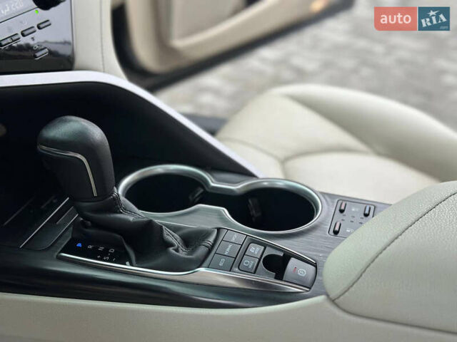 Серый Тойота Камри, объемом двигателя 2.49 л и пробегом 90 тыс. км за 30999 $, фото 21 на Automoto.ua