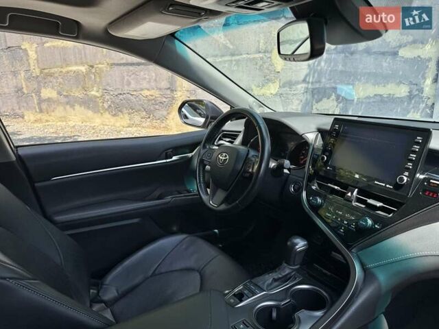 Тойота Камрі 2021 у Харкові на Automoto.ua Сірий Тойота Камрі, об'ємом двигуна 2.49 л та пробігом 138 тис. км за 25500 $, фото 14 на Automoto.ua