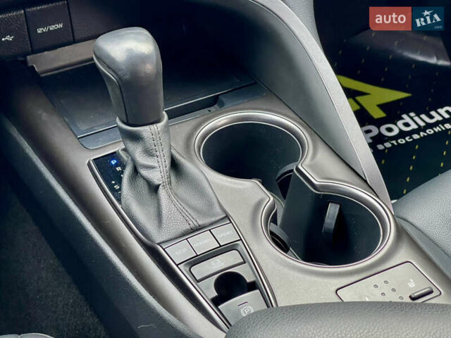 Тойота Камрі 2021 у Києві на Automoto.ua Сірий Тойота Камрі, об'ємом двигуна 2.49 л та пробігом 84 тис. км за 25900 $, фото 29 на Automoto.ua