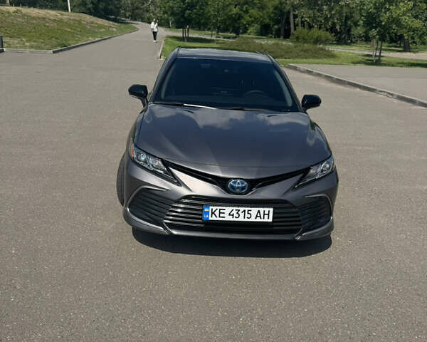 Серый Тойота Камри, объемом двигателя 2.5 л и пробегом 99 тыс. км за 26000 $, фото 4 на Automoto.ua