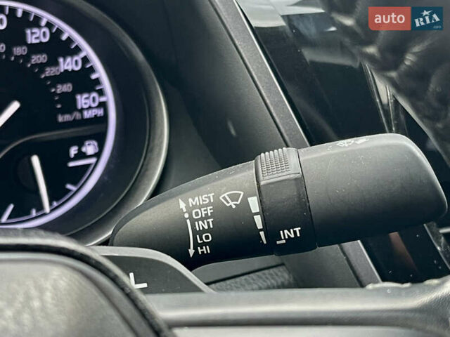 Тойота Камрі 2021 у Києві на Automoto.ua Сірий Тойота Камрі, об'ємом двигуна 2.49 л та пробігом 84 тис. км за 25900 $, фото 35 на Automoto.ua
