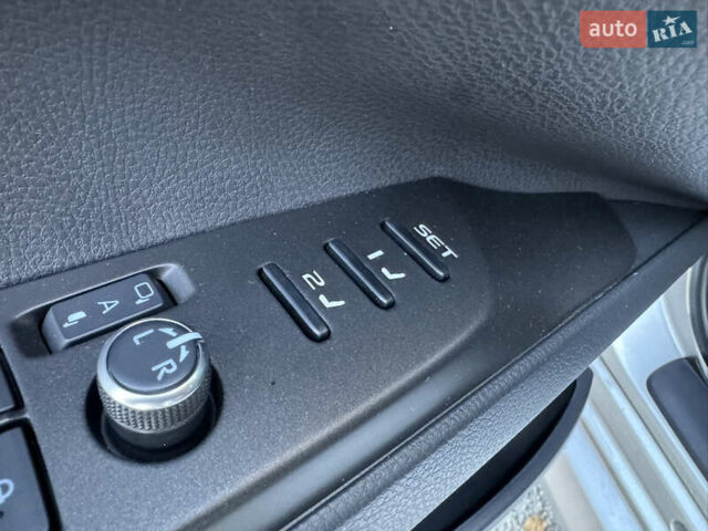 Тойота Камри 2021 в Днепре (Днепропетровске) на Automoto.ua Серый Тойота Камри, объемом двигателя 2.49 л и пробегом 78 тыс. км за 28999 $, фото 20 на Automoto.ua