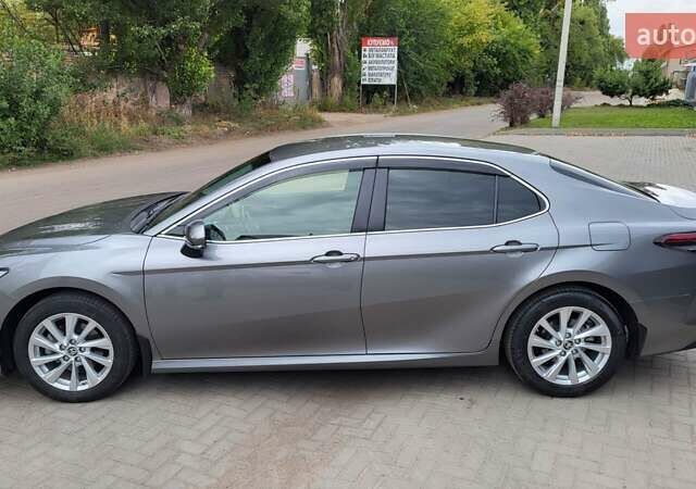 Серый Тойота Камри, объемом двигателя 2.49 л и пробегом 108 тыс. км за 26700 $, фото 4 на Automoto.ua