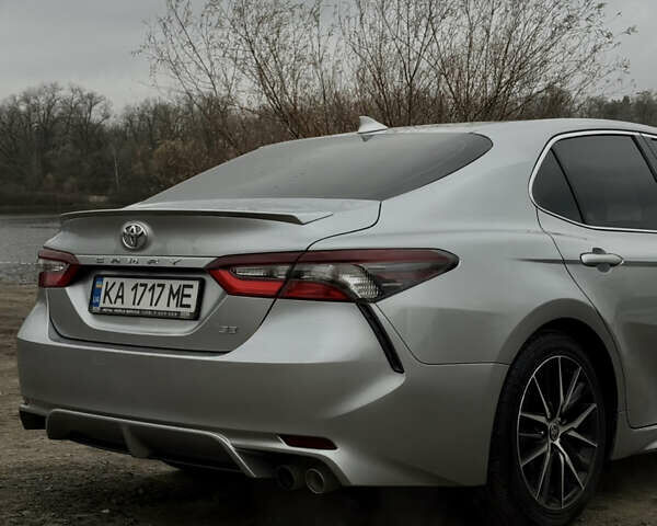 Сірий Тойота Камрі, об'ємом двигуна 2.49 л та пробігом 104 тис. км за 23000 $, фото 5 на Automoto.ua