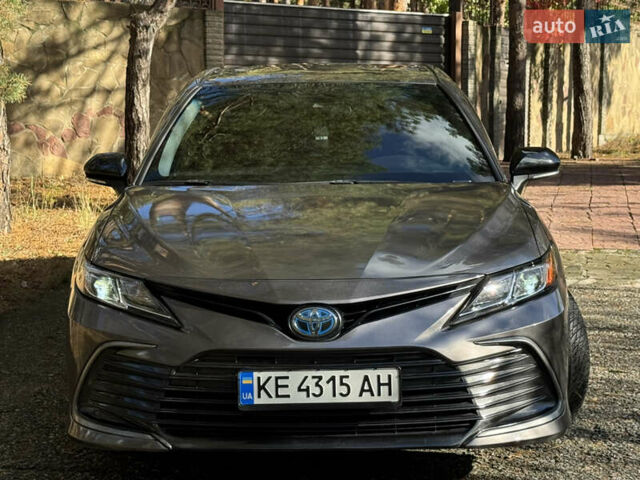 Сірий Тойота Камрі, об'ємом двигуна 2.49 л та пробігом 117 тис. км за 24500 $, фото 1 на Automoto.ua
