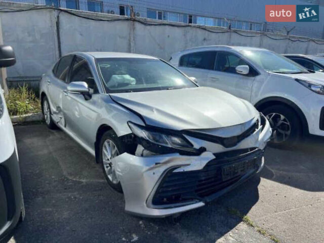 Тойота Камрі 2021 у Києві на Automoto.ua Сірий Тойота Камрі, об'ємом двигуна 2.49 л та пробігом 93 тис. км за 16900 $, фото 2 на Automoto.ua