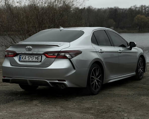 Сірий Тойота Камрі, об'ємом двигуна 2.49 л та пробігом 104 тис. км за 23000 $, фото 3 на Automoto.ua