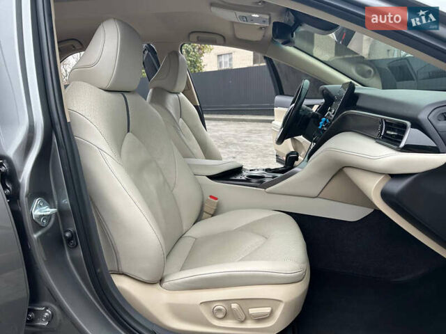 Серый Тойота Камри, объемом двигателя 2.49 л и пробегом 90 тыс. км за 30999 $, фото 33 на Automoto.ua