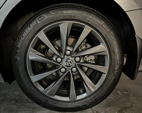 Сірий Тойота Камрі, об'ємом двигуна 2.49 л та пробігом 110 тис. км за 30000 $, фото 35 на Automoto.ua