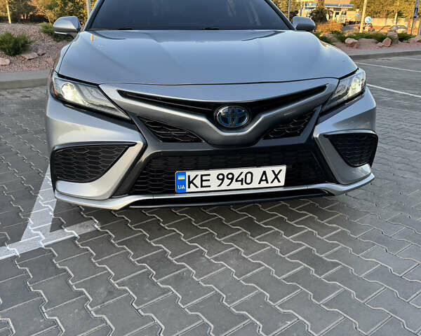 Сірий Тойота Камрі, об'ємом двигуна 2.49 л та пробігом 107 тис. км за 26000 $, фото 4 на Automoto.ua