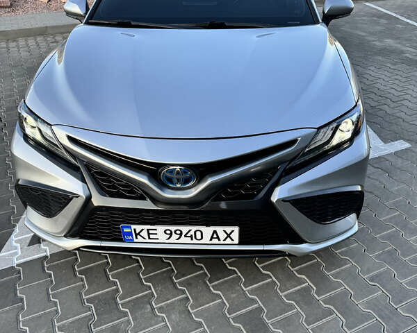 Сірий Тойота Камрі, об'ємом двигуна 2.49 л та пробігом 107 тис. км за 26000 $, фото 5 на Automoto.ua