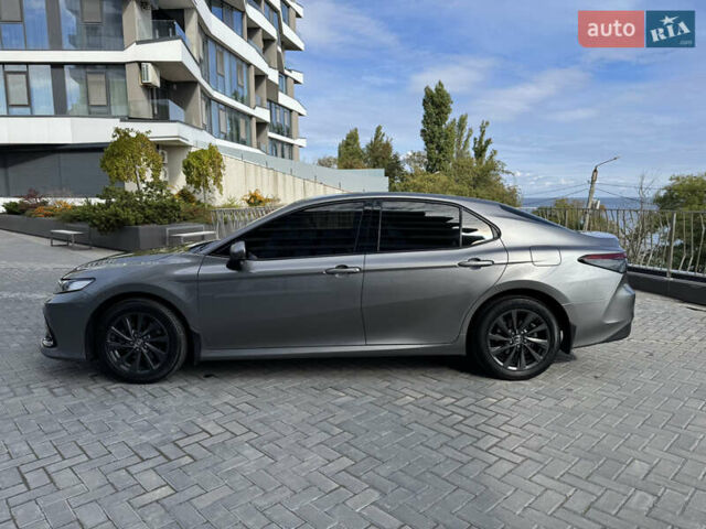 Сірий Тойота Камрі, об'ємом двигуна 2.49 л та пробігом 110 тис. км за 30000 $, фото 3 на Automoto.ua