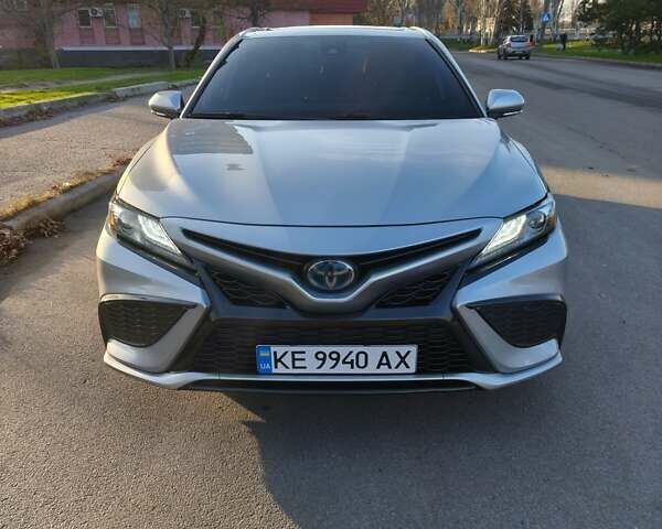 Серый Тойота Камри, объемом двигателя 2.49 л и пробегом 111 тыс. км за 25900 $, фото 9 на Automoto.ua