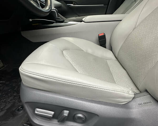 Серый Тойота Камри, объемом двигателя 2.49 л и пробегом 69 тыс. км за 29300 $, фото 11 на Automoto.ua