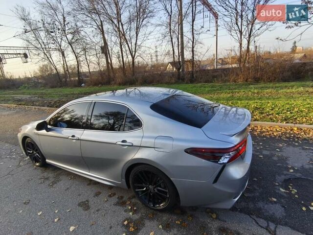 Серый Тойота Камри, объемом двигателя 2.49 л и пробегом 111 тыс. км за 25900 $, фото 1 на Automoto.ua