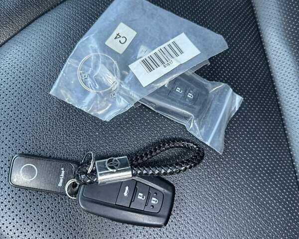 Серый Тойота Камри, объемом двигателя 2.49 л и пробегом 93 тыс. км за 34900 $, фото 1 на Automoto.ua