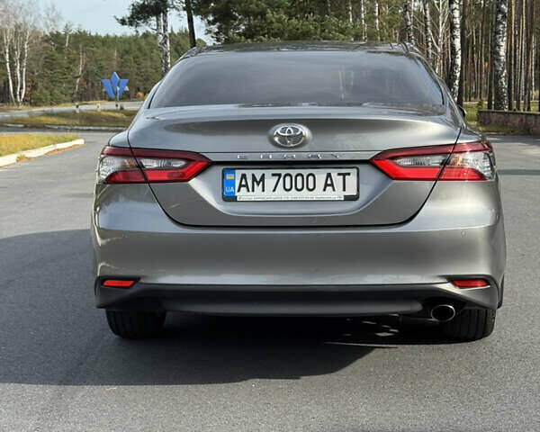 Серый Тойота Камри, объемом двигателя 2.5 л и пробегом 133 тыс. км за 25555 $, фото 12 на Automoto.ua