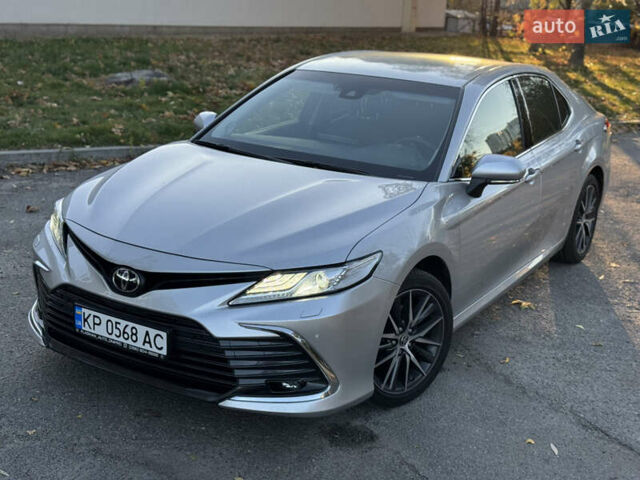 Тойота Камри 2021 в Днепре (Днепропетровске) на Automoto.ua Серый Тойота Камри, объемом двигателя 2.49 л и пробегом 78 тыс. км за 28999 $, фото 11 на Automoto.ua