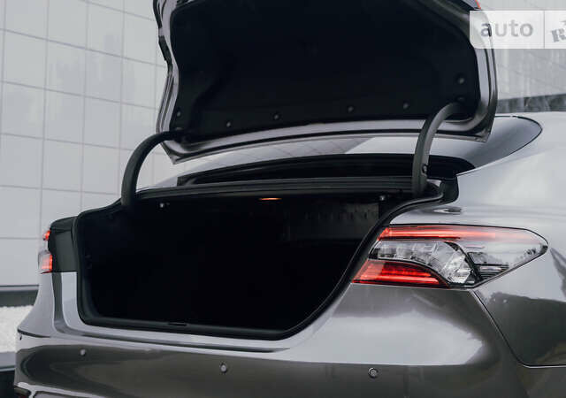 Серый Тойота Камри, объемом двигателя 2.49 л и пробегом 67 тыс. км за 32500 $, фото 39 на Automoto.ua