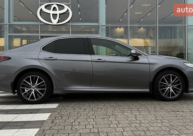 Серый Тойота Камри, объемом двигателя 2.49 л и пробегом 147 тыс. км за 29990 $, фото 16 на Automoto.ua