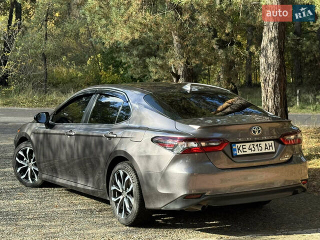Тойота Камри 2021 в Киеве на Automoto.ua Серый Тойота Камри, объемом двигателя 2.49 л и пробегом 117 тыс. км за 24500 $, фото 3 на Automoto.ua