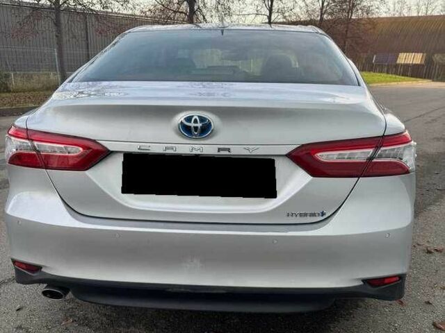 Серый Тойота Камри, объемом двигателя 0 л и пробегом 77 тыс. км за 17500 $, фото 4 на Automoto.ua