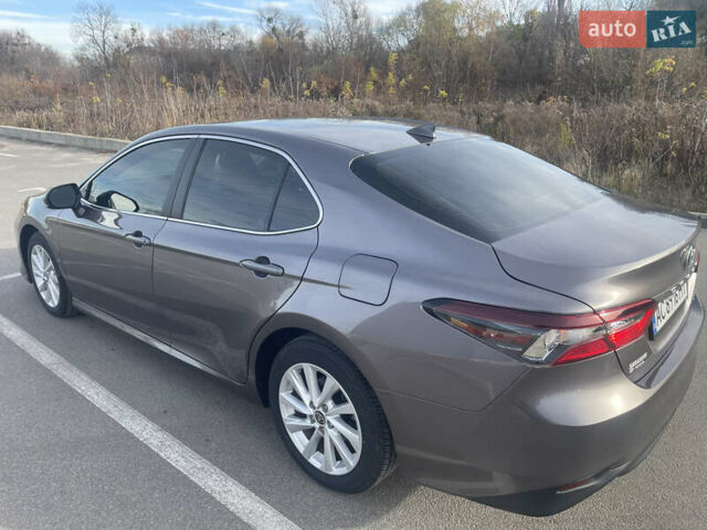 Серый Тойота Камри, объемом двигателя 2.49 л и пробегом 14 тыс. км за 24000 $, фото 3 на Automoto.ua