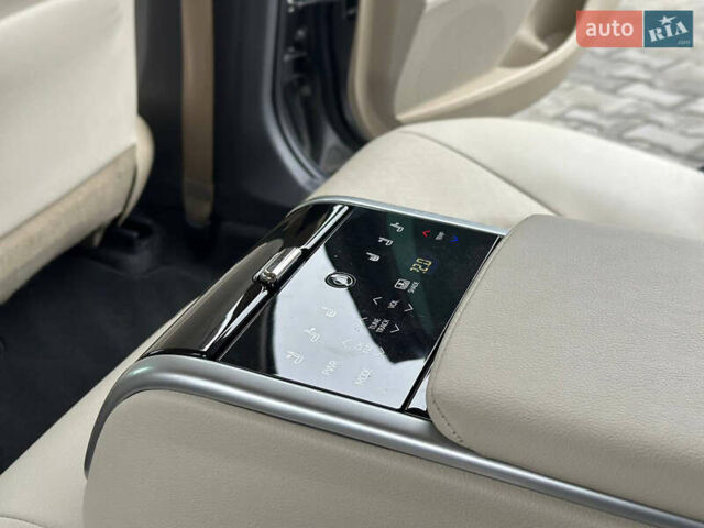 Серый Тойота Камри, объемом двигателя 2.49 л и пробегом 90 тыс. км за 30999 $, фото 25 на Automoto.ua