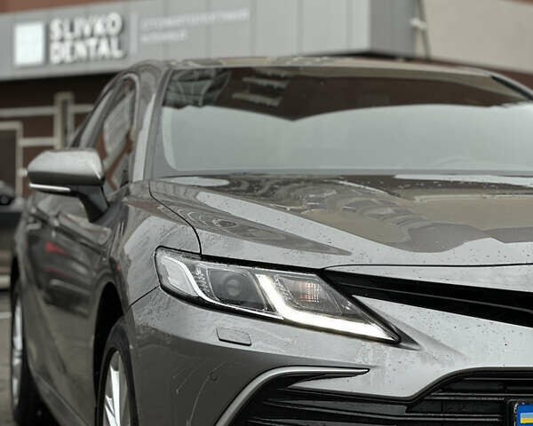 Серый Тойота Камри, объемом двигателя 2.49 л и пробегом 55 тыс. км за 25500 $, фото 5 на Automoto.ua