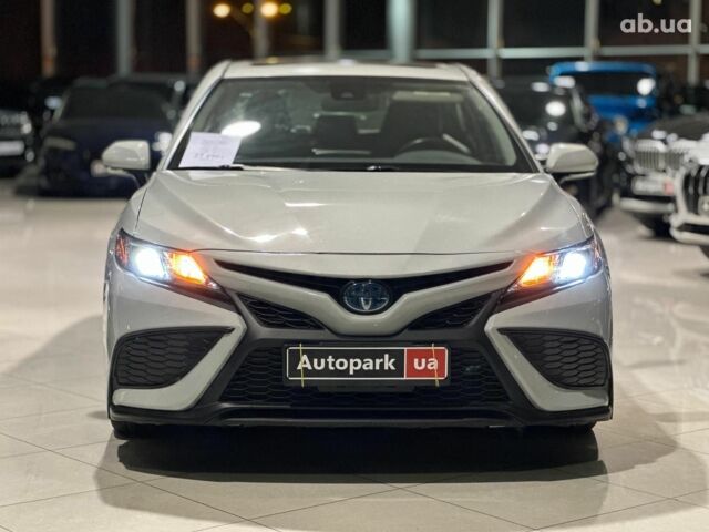 Серый Тойота Камри, объемом двигателя 2.5 л и пробегом 27 тыс. км за 27490 $, фото 1 на Automoto.ua