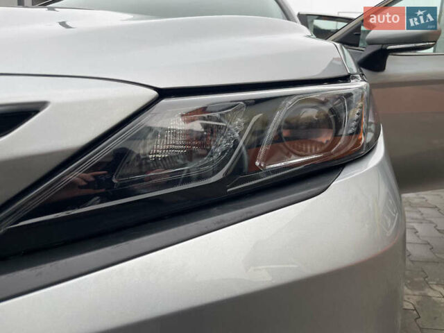 Серый Тойота Камри, объемом двигателя 2.49 л и пробегом 56 тыс. км за 27000 $, фото 7 на Automoto.ua