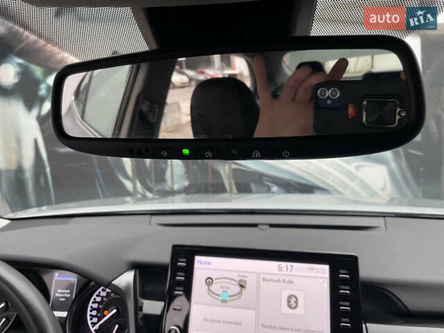 Серый Тойота Камри, объемом двигателя 2.49 л и пробегом 56 тыс. км за 27000 $, фото 19 на Automoto.ua