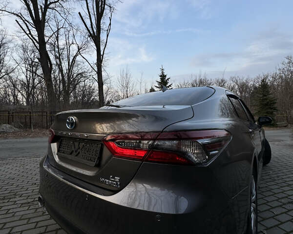 Серый Тойота Камри, объемом двигателя 2.49 л и пробегом 56 тыс. км за 23000 $, фото 19 на Automoto.ua