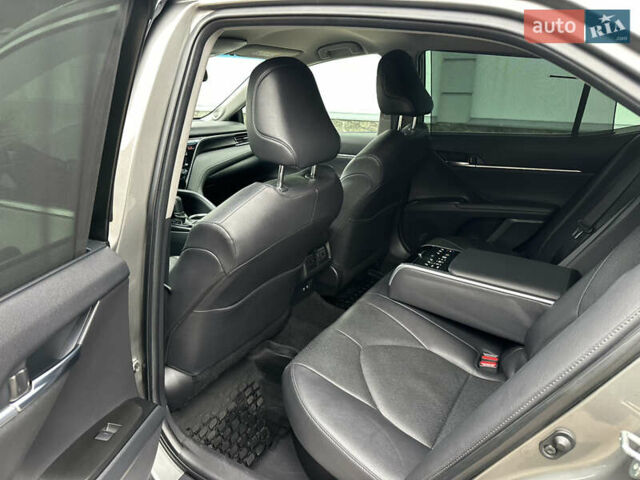 Серый Тойота Камри, объемом двигателя 2.49 л и пробегом 118 тыс. км за 30500 $, фото 17 на Automoto.ua