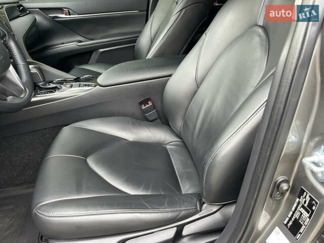 Сірий Тойота Камрі, об'ємом двигуна 2.49 л та пробігом 36 тис. км за 29300 $, фото 18 на Automoto.ua