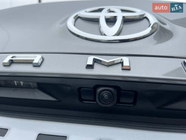 Сірий Тойота Камрі, об'ємом двигуна 2.49 л та пробігом 36 тис. км за 29300 $, фото 26 на Automoto.ua
